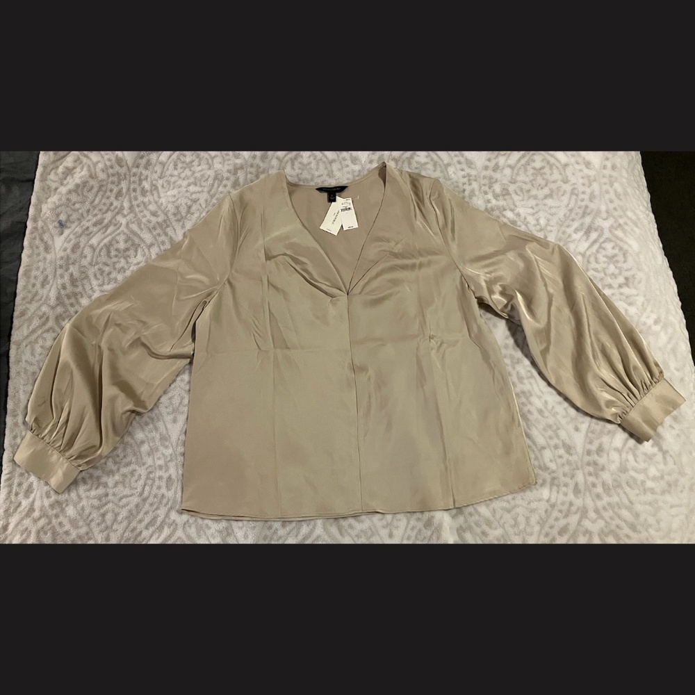 NWT Banana Republic Satin V-Neck Blouse